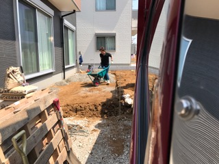 茨城県取手市Ｉ様邸新築外構工事ブロック積みフェンス駐車場土間コンクリート打設樹脂ウッドデッキ