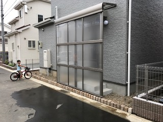 千葉県船橋市Ｎ様邸勝手口前にテラスで雨よけレボリューＡ