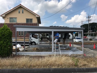 茨城県桜川市Ｓ様邸ガレージ設置工事及び駐車スペース拡張工事