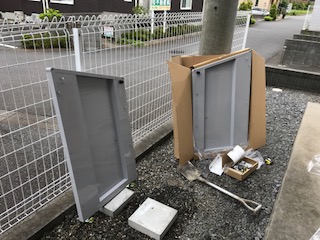 茨城県つくばみらい市Ｌ様イナバ物置小型物置アイビーストッカー＆ダストボックスミニ施工