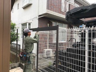 千葉県浦安市Ｈ様邸天然木フェンス解体撤去処分マイティウッドフェンス施工